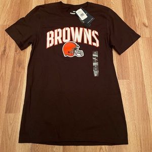 Cleveland Browns Fanatics NFL fan gear tee  NWT